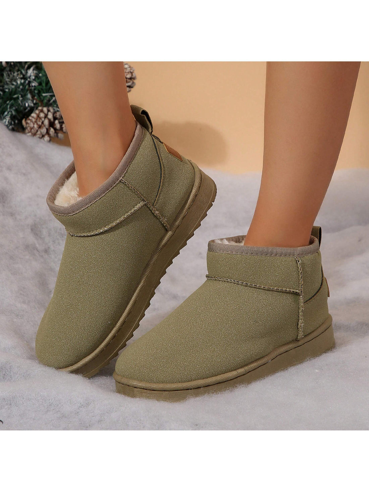 Winter Classic Women'S Snow Boots Padded Thickened Non-Slip Waterproof Cotton Shoes Short Boots for Women Winter House Slippers