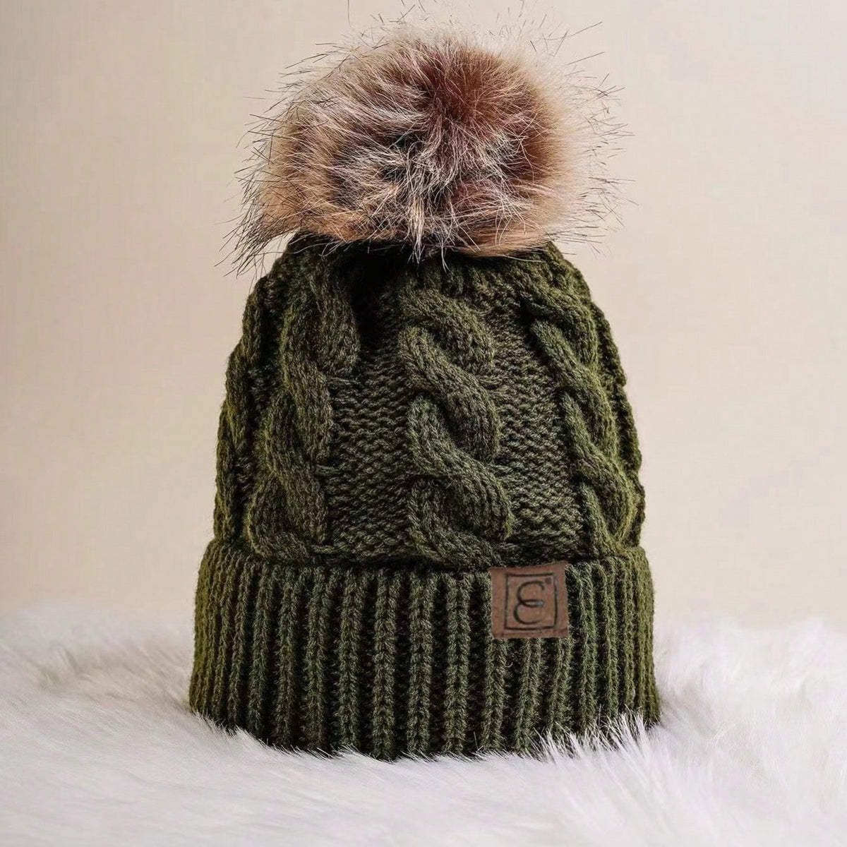 Women'S Elegant Winter Hat - Elastic Loose Beige and Brown-Black (Dark Brown/Black), Lightweight and Warm Beanie, Suitable Daily and Formal Occasions, Birthday Parties, Cold Weather - Simple Hat with Elastic Fit and Plush Ball, Unisex Design, Brimless, Material Suitable Casual and Formal Occasions, Non-Washable, Suitable Layering, Women'S Winter Hat, Women'S Winter Hat with Ball, Women'S Winter Lazy Hat, Women'S Winter Hat, Women'S Fur Hat, Men'S Winter Hat, Women'S Hat, Women'S Winter Hat